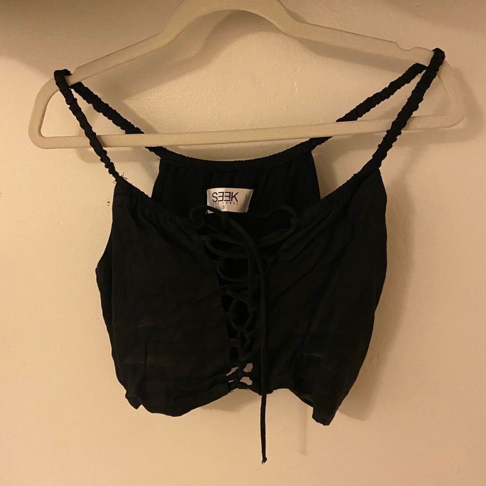 Black crop top